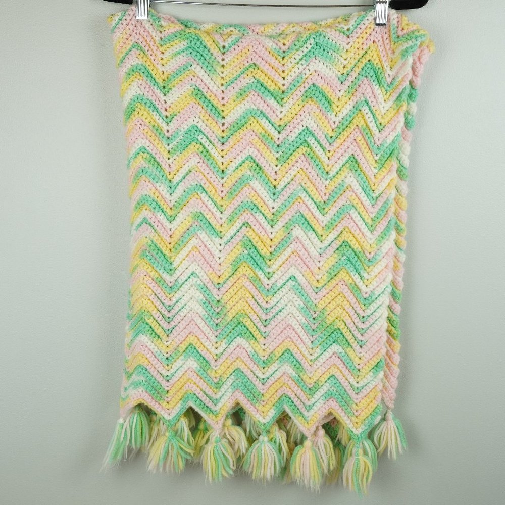 Handmade Crochet Blanket White Pink Green Yellow Baby‎ Blanket 32x46 Fringe Edge